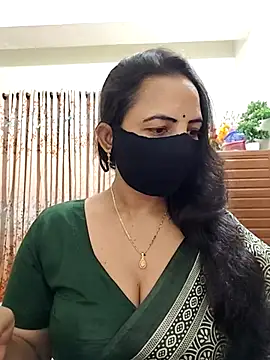 Snapshot of Payel-Sen chatting on 11/20/25, 07:47 Payel-Sen online show from 11/20/25, 07:47