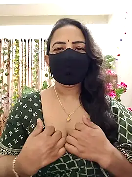 Snapshot of Payel-Sen chatting on 10/07/25, 05:36 Payel-Sen online show from 10/07/25, 05:36