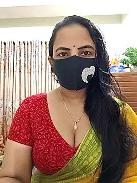 Snapshot of Payel-Sen chatting on 11/12/25, 05:17 Payel-Sen online show from 11/12/25, 05:17