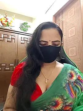 Snapshot of Payel-Sen chatting on 12/17/25, 05:07 Payel-Sen online show from 12/17/25, 05:07