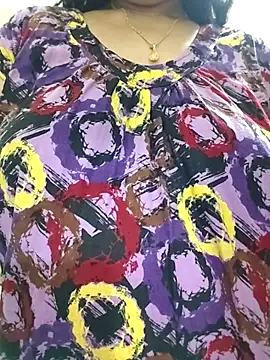 Snapshot of Payel-Sen chatting on 11/28/25, 01:55 Payel-Sen online show from 11/28/25, 01:55