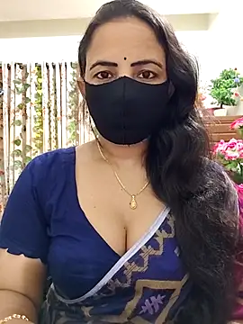 Snapshot of Payel-Sen chatting on 10/11/25, 05:47 Payel-Sen online show from 10/11/25, 05:47