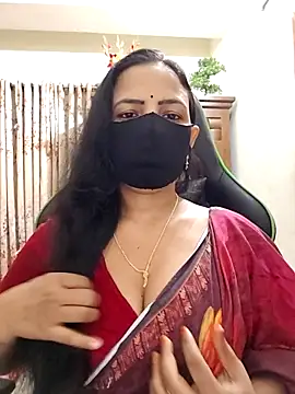 Snapshot of Payel-Sen chatting on 04/23/26, 10:22 Payel-Sen online show from 04/23/26, 10:22
