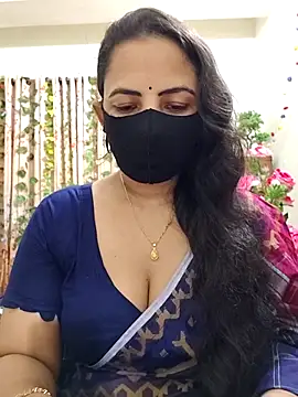 Snapshot of Payel-Sen chatting on 09/30/25, 04:57 Payel-Sen online show from 09/30/25, 04:57