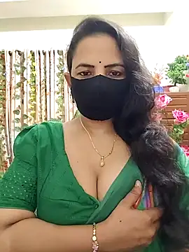 Snapshot of Payel-Sen chatting on 10/19/25, 04:54 Payel-Sen online show from 10/19/25, 04:54