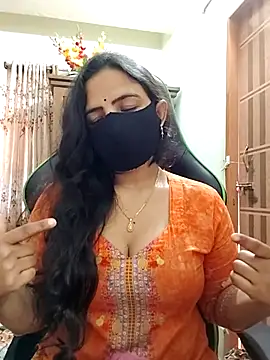 Snapshot of Payel-Sen chatting on 01/19/26, 05:22 Payel-Sen online show from 01/19/26, 05:22