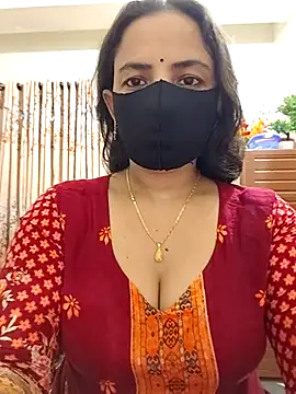 Snapshot of Payel-Sen chatting on 11/05/25, 06:11 Payel-Sen online show from 11/05/25, 06:11