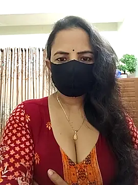 Snapshot of Payel-Sen chatting on 11/13/25, 07:29 Payel-Sen online show from 11/13/25, 07:29