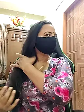 Snapshot of Payel-Sen chatting on 01/11/26, 06:37 Payel-Sen online show from 01/11/26, 06:37