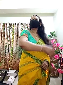 Snapshot of Payel-Sen chatting on 09/11/25, 07:03 Payel-Sen online show from 09/11/25, 07:03