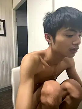 Snapshot of mumuowl chatting on 10/31/25, 05:42 mumuowl online show from 10/31/25, 05:42