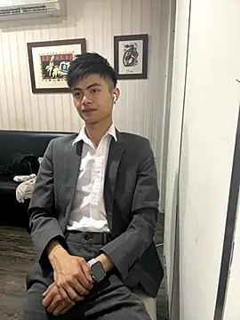 Snapshot of mumuowl chatting on 09/17/25, 08:11 mumuowl online show from 09/17/25, 08:11