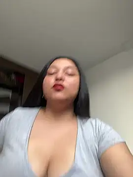 Snapshot of Kym_Owens chatting on 01/22/25, 08:38 Kym Owens online show from 01/22/25, 08:38