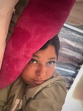 Kym Owens online show from 11/11/25, 01:17