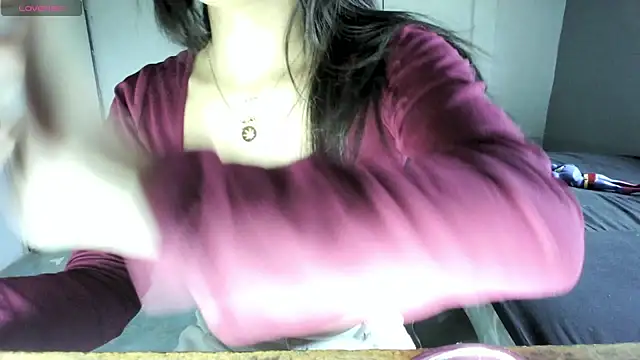 linzeysmith4 online show from 04/23/26, 08:21