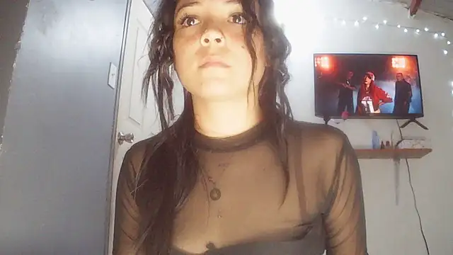 linzeysmith4 online show from 02/22/26, 10:22