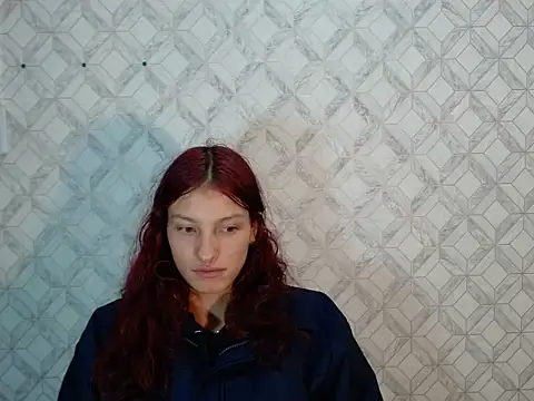 Snapshot of Emma-Wilson chatting on 06/18/26, 04:22 Emma-Wilson online show from 06/18/26, 04:22