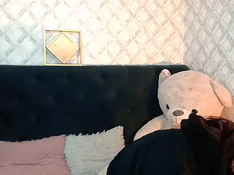 Snapshot of Emma-Wilson chatting on 10/03/25, 06:26 Emma-Wilson online show from 10/03/25, 06:26