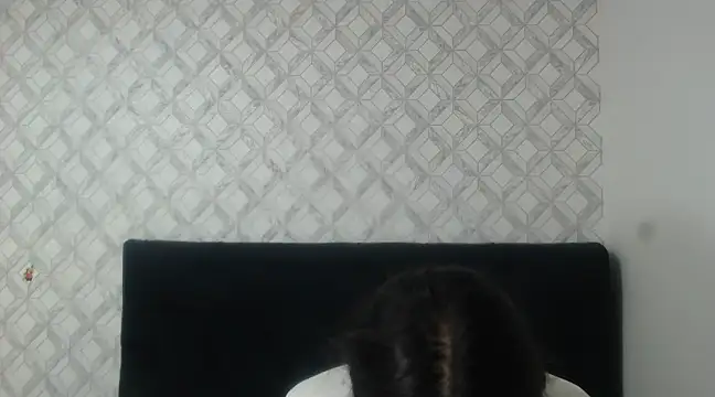 Snapshot of Emma-Wilson chatting on 02/25/25, 06:23 Emma-Wilson online show from 02/25/25, 06:23