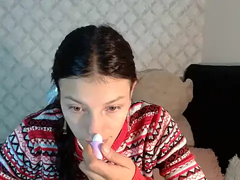 Snapshot of Emma-Wilson chatting on 01/09/26, 06:53 Emma-Wilson online show from 01/09/26, 06:53