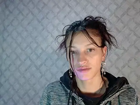 Emma-Wilson online show from 03/31/26, 12:07