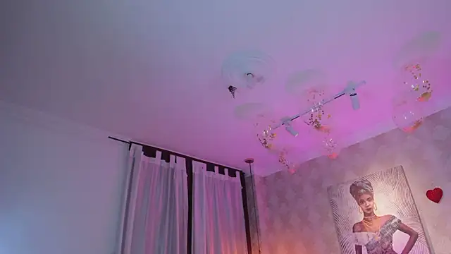 Shantall   online show from 03/21/26, 11:03