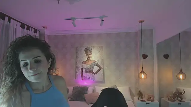 Shantall   online show from 03/31/26, 11:01