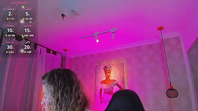 Snapshot of Shantall__ chatting on 11/15/25, 11:14 Shantall online show from 11/15/25, 11:14