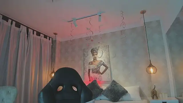 Shantall   online show from 02/09/26, 11:08