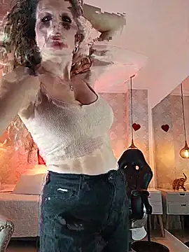 Shantall   online show from 02/28/26, 10:59