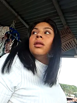 Snapshot of Angela_36 chatting on 01/29/25, 10:01 Angela 36 online show from 01/29/25, 10:01