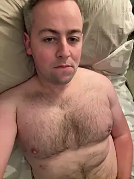 Snapshot of IrishManc chatting on 12/13/24, 11:34 IrishManc online show from 12/13/24, 11:34