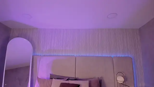 MALENA-ANGEL online show from 10/29/25, 09:25