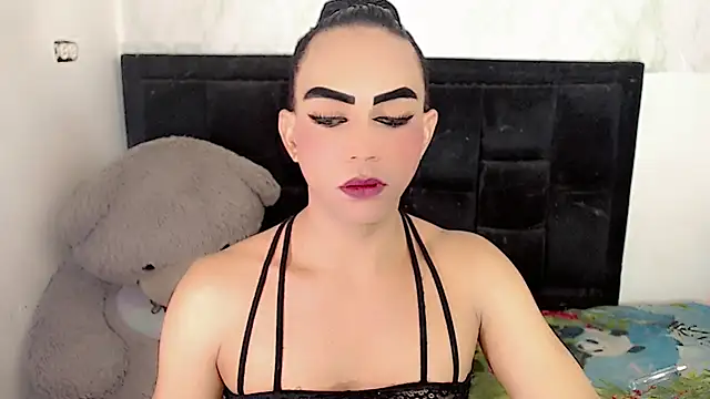 Michell Queen online show from 10/15/25, 04:33