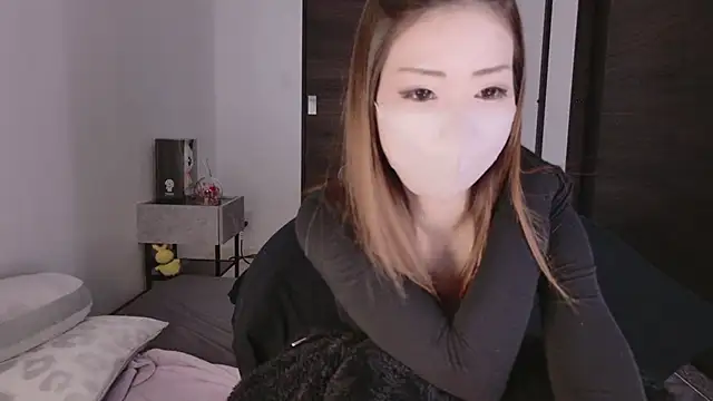 Snapshot of miRei- chatting on 01/14/25, 10:59 miRei- online show from 01/14/25, 10:59