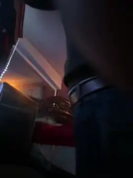 Snapshot of bigdickgio6923 chatting on 02/26/26, 12:10 bigdickgio6923 online show from 02/26/26, 12:10