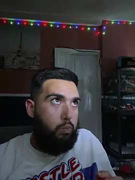 bigdickgio6923 online show from 12/17/24, 05:51