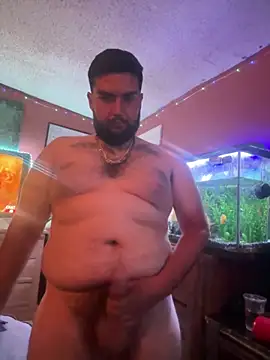 Snapshot of bigdickgio6923 chatting on 04/14/26, 11:54 bigdickgio6923 online show from 04/14/26, 11:54