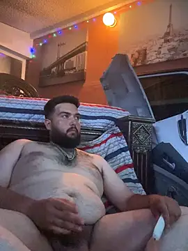 Snapshot of bigdickgio6923 chatting on 02/19/26, 11:56 bigdickgio6923 online show from 02/19/26, 11:56