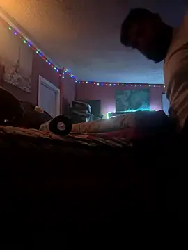 Snapshot of bigdickgio6923 chatting on 01/11/26, 01:23 bigdickgio6923 online show from 01/11/26, 01:23