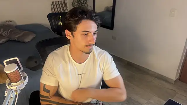 David Brown18 online show from 04/07/26, 03:30