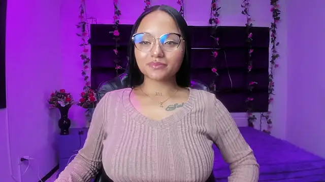 sweelanna   online show from 04/10/26, 01:23