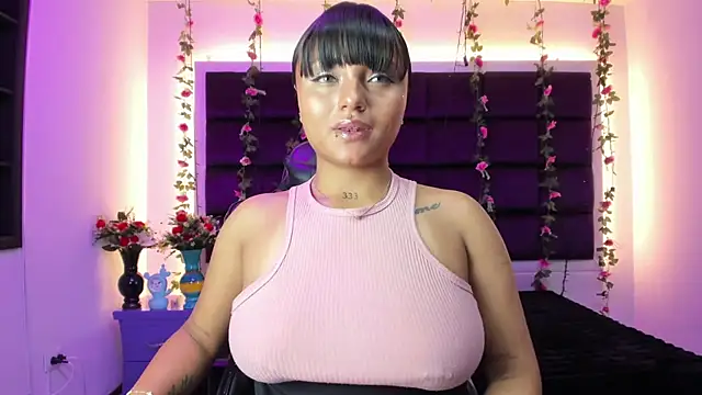 Snapshot of sweelanna__ chatting on 07/14/26, 12:32 sweelanna online show from 07/14/26, 12:32
