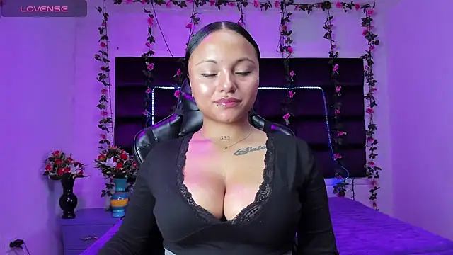 sweelanna   online show from 03/08/26, 01:00