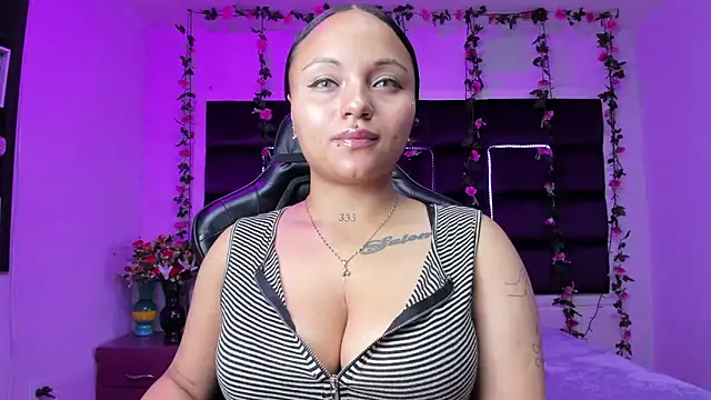 sweelanna   online show from 11/14/25, 01:31