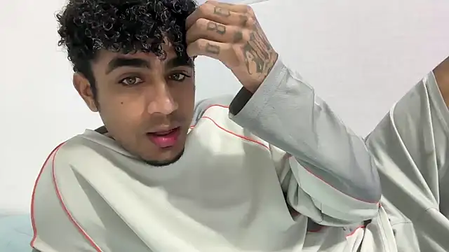 dominic brandd23 online show from 11/22/25, 08:18