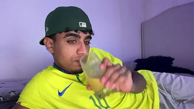 dominic brandd23 online show from 09/21/25, 02:39