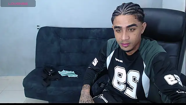 dominic brandd23 online show from 12/01/25, 04:24