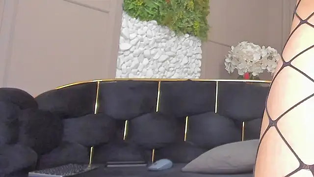 Deliciouslips online show from 02/26/26, 04:40