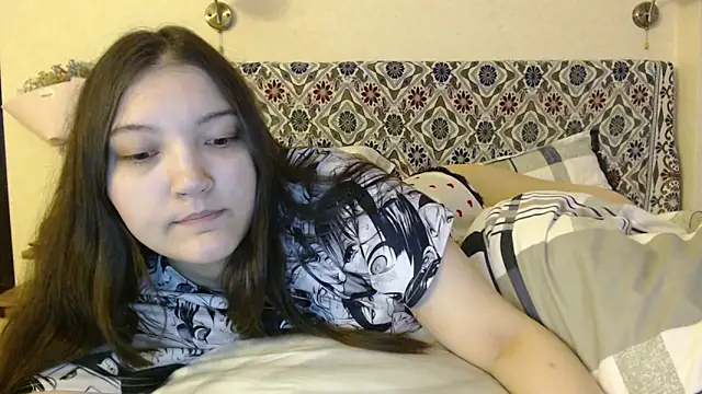 Snapshot of AlisaDevis chatting on 02/02/25, 11:07 AlisaDevis online show from 02/02/25, 11:07